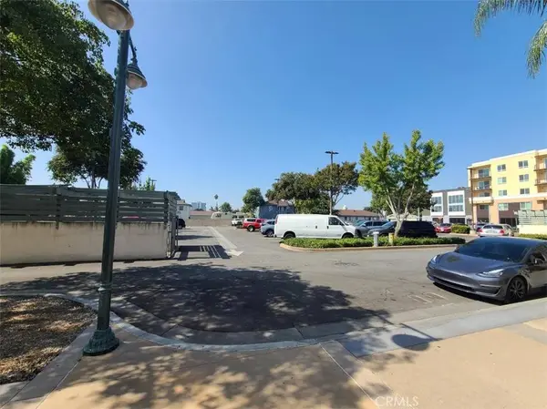 16527 Bellflower BLVD, Bellflower, CA 90706