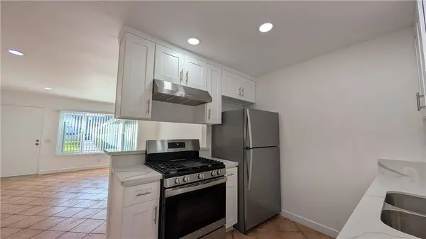 1422 Peckham ST #A, Fullerton, CA 92833