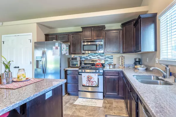 3508 Humbug DR, Anderson, CA 96007