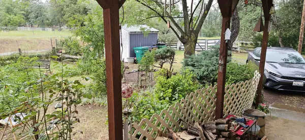 6253 Oak ST, Anderson, CA 96007