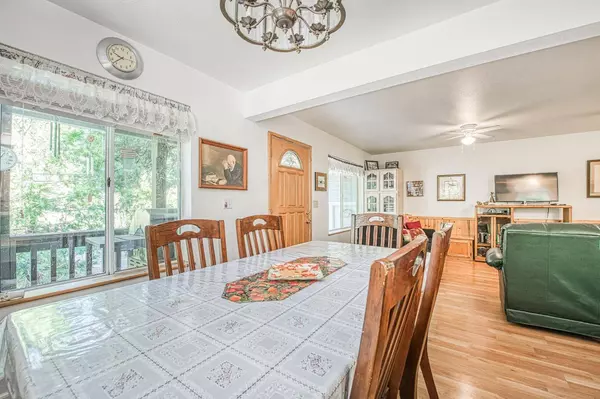 42367 Hanging Branch RD, Shaver Lake, CA 93664