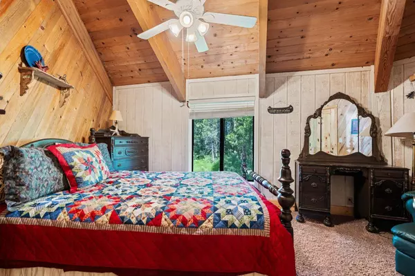 42215 Rock Ledge RD, Shaver Lake, CA 96161