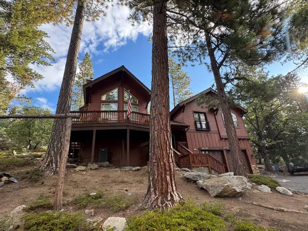 40608 Wild Rose LN, Shaver Lake, CA 93664