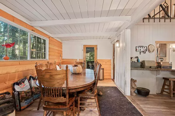 41697 Corlew LN, Auberry, CA 93602