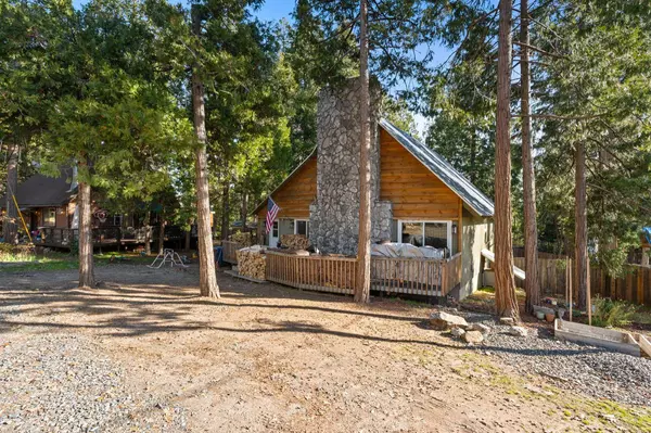 41697 Corlew LN, Auberry, CA 93602