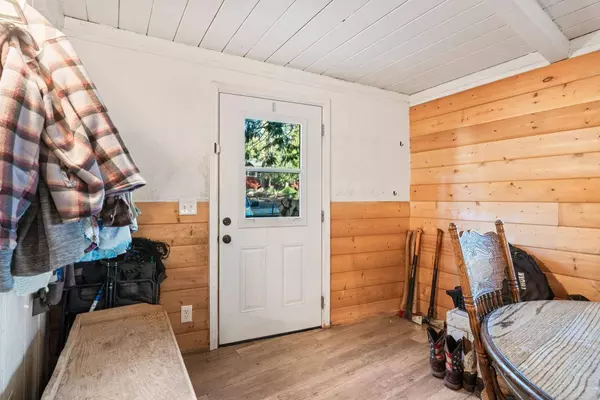 41697 Corlew LN, Auberry, CA 93602