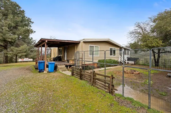 35255 Auberry RD, Auberry, CA 93602