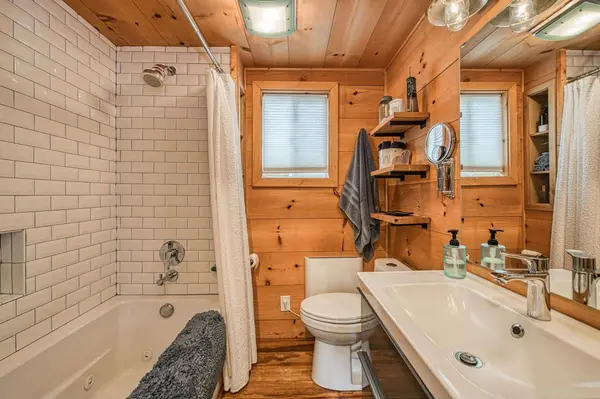 41895 Merriman LN, Auberry, CA 93602