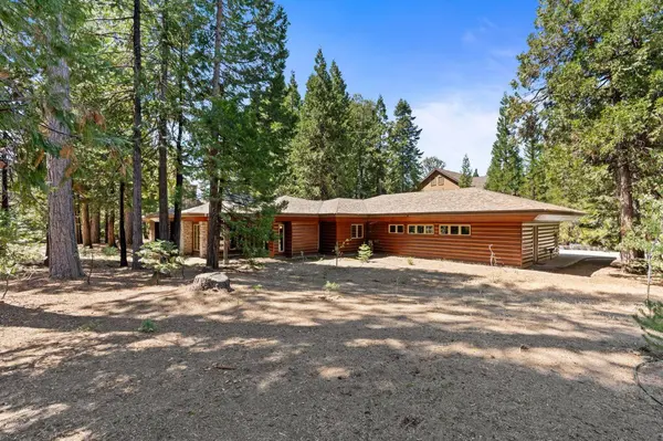 42478 Pinnacle LN, Shaver Lake, CA 93664