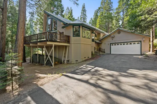 41943 Split Rock LN, Shaver Lake, CA 93664