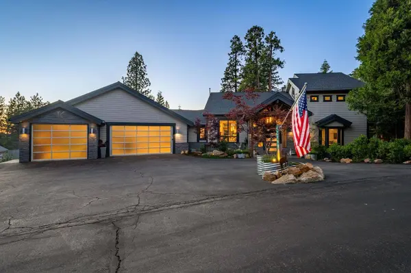 42499 Bretz Point LN, Shaver Lake, CA 93664