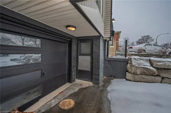 3346 Hannibal Road, Burlington, ON L7M 1R7