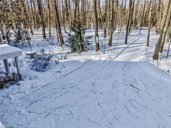 1158 Conservation Road E, Campbellville, ON L0P 1B0