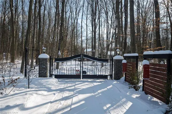 1158 Conservation Road E, Campbellville, ON L0P 1B0