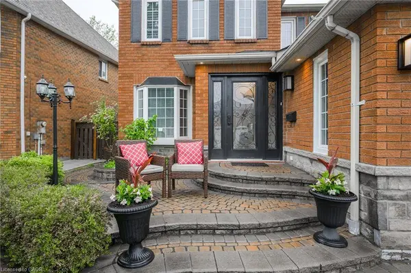 357 Nahani Way, Mississauga, ON L4Z 3B1