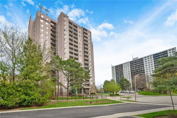 975 Warwick Court #1501, Burlington, ON L7T 3Z7