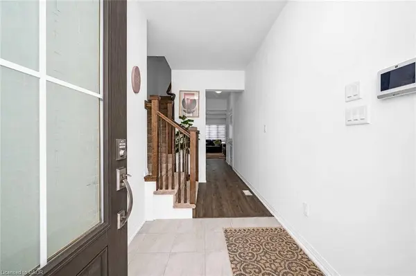 61 Wilson Drive, Thorold, ON L2V 0M4
