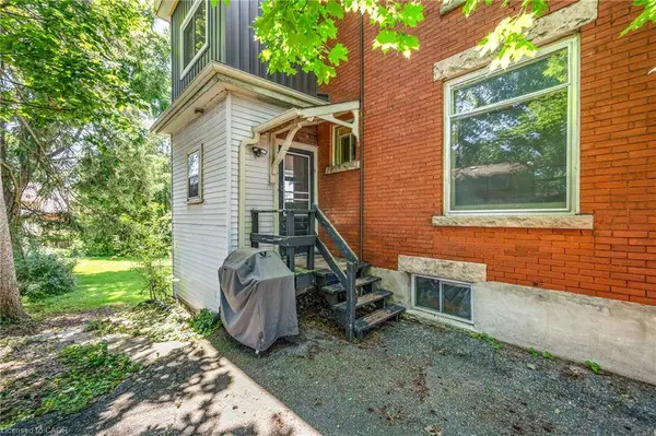 458 Woolwich Street, Guelph, ON N1H 3X5
