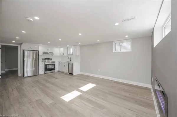 144 East 44th Street #LOWER UNIT, Hamilton, ON L8T 3H2