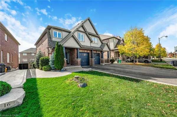 18 Autumn Arbour Road, Caledon, ON L7C 3T8