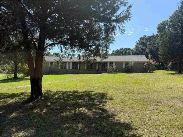 8021 Yorkhaven RD, Mobile, AL 36695