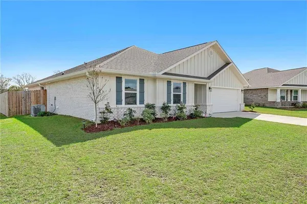 24184 Rieger DR, Elberta, AL 36530