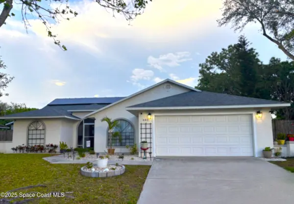 481 Capeador ST NW, Palm Bay, FL 32907