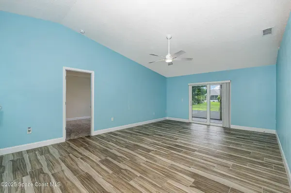 2111 Spring Creek CIR, Palm Bay, FL 32905