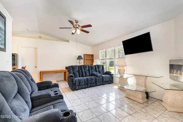 367 Ainsley ST SE, Palm Bay, FL 32909