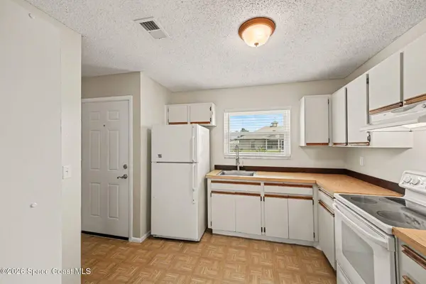 1391 Towton ST SE, Palm Bay, FL 32909