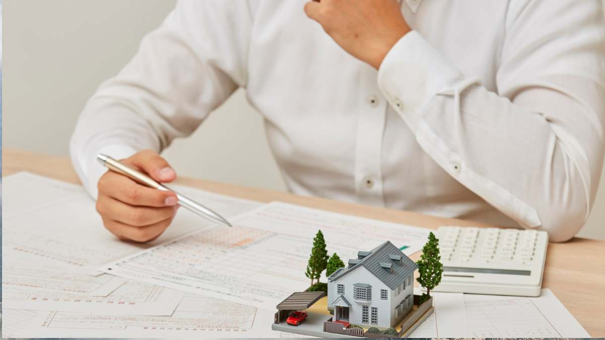 Home sale and real estate transaction