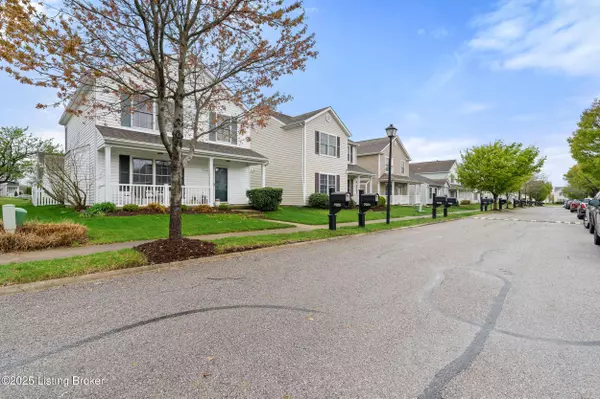 7024 Osprey Ridge Dr, Louisville, KY 40228