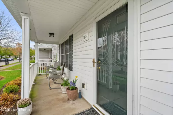 7024 Osprey Ridge Dr, Louisville, KY 40228