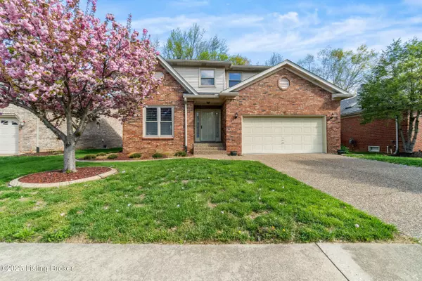 513 Auburn Oaks Dr, Louisville, KY 40214