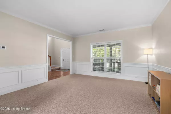 11415 Top Walnut LOOP, Louisville, KY 40229