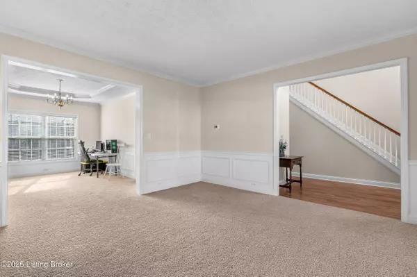 11415 Top Walnut LOOP, Louisville, KY 40229