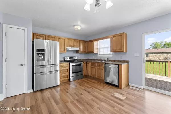 109 Hamilton St, Radcliff, KY 40160