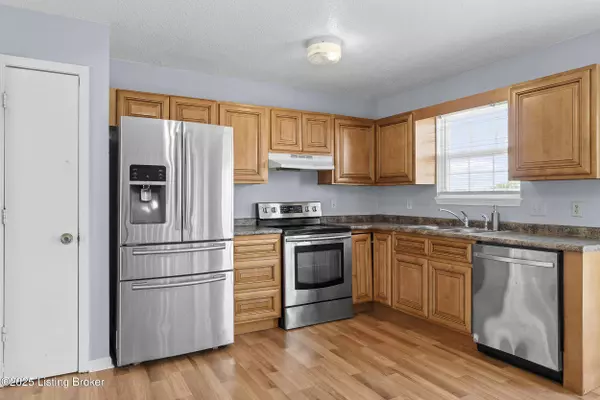 109 Hamilton St, Radcliff, KY 40160