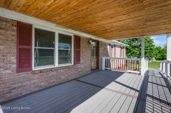 105 Abby Ct, Vine Grove, KY 40175