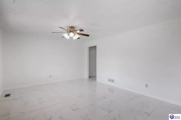 105 Abby Court, Vine Grove, KY 40175