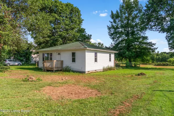 1255 Holy Cross Rd, Loretto, KY 40037
