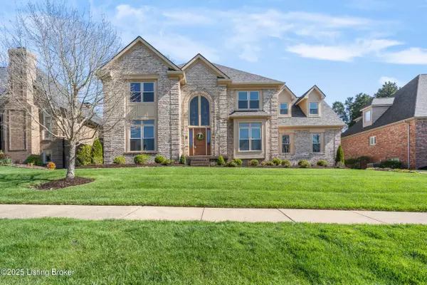 14801 Forest Oaks Dr, Louisville, KY 40245