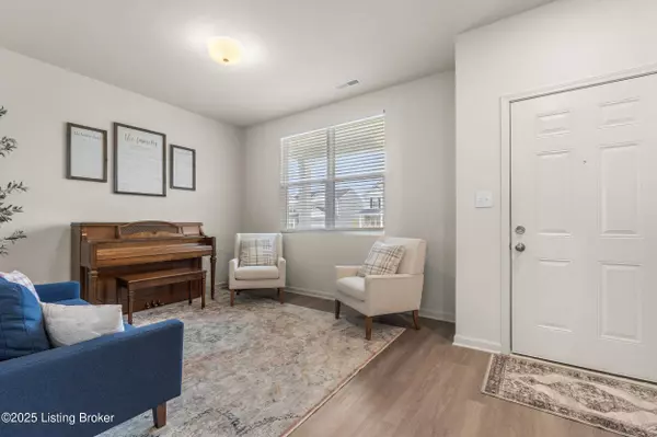 5003 Aiken Back Ln, La Grange, KY 40031