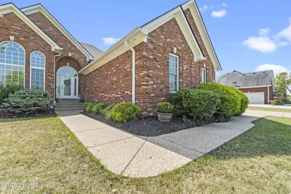 849 Kingswood Ave, Mt Washington, KY 40047