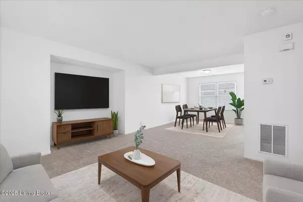 6508 Hunters Creek Blvd, Louisville, KY 40258