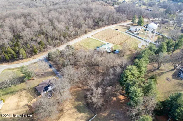 3602 New Moody Ln, La Grange, KY 40031