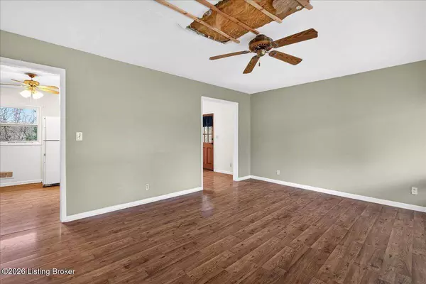 7408 Beechdale Rd, Crestwood, KY 40014