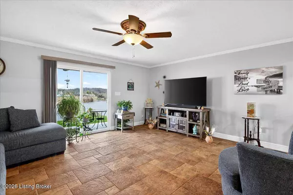 118 Lookout Dr, Brandenburg, KY 40108