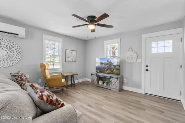 4770 S Wilson Rd, Elizabethtown, KY 42701