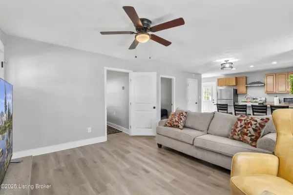 4770 S Wilson Rd, Elizabethtown, KY 42701